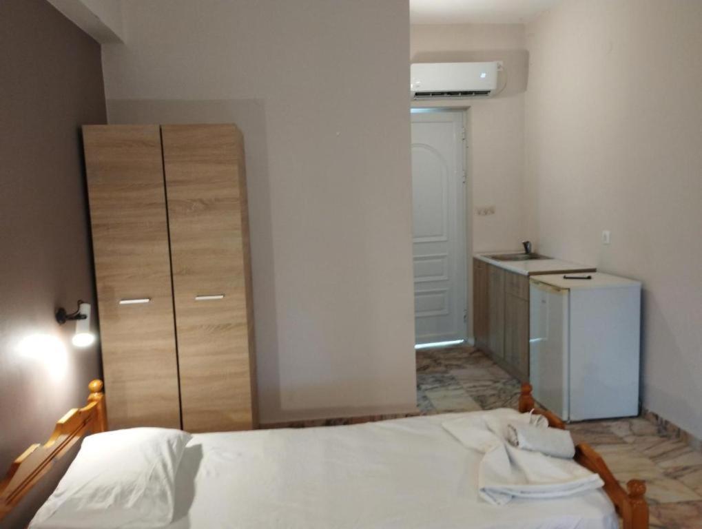 Panos Apartments Laganas Luaran gambar