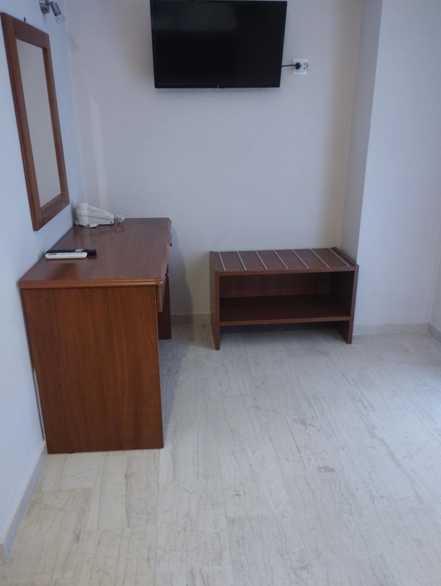 Panos Apartments Laganas Luaran gambar